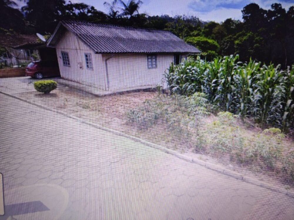 Casa à venda com 3 quartos, 500m² - Foto 2