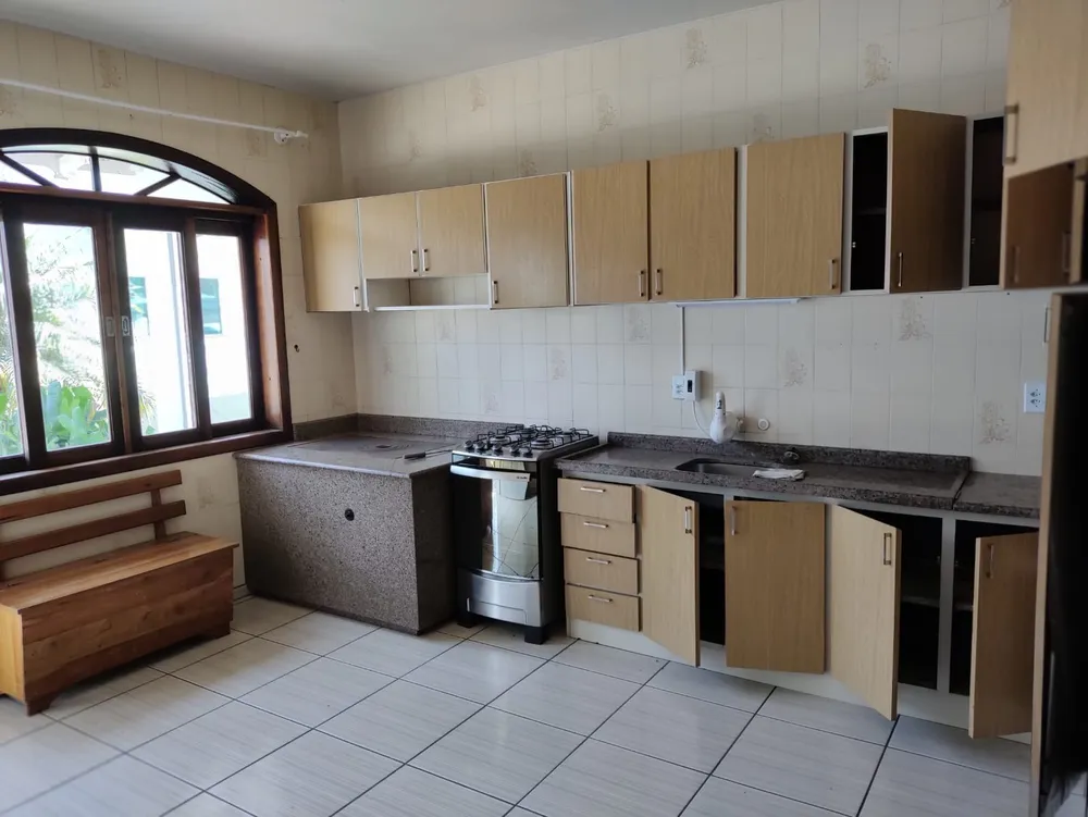 Casa, 4 quartos, 330 m² - Foto 3