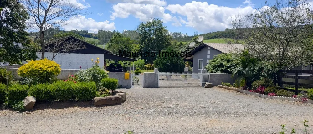 Chácara, 3 quartos, 5000 m² - Foto 1