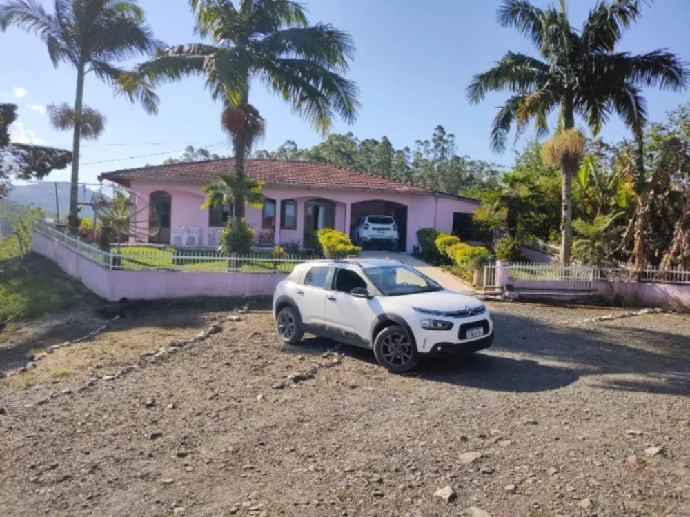 Casa, 3 quartos, 20000 m² - Foto 1