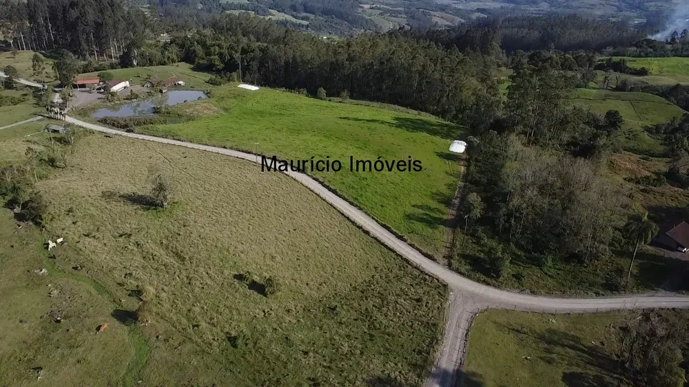 Sítio, 3 quartos, 11 m² - Foto 1