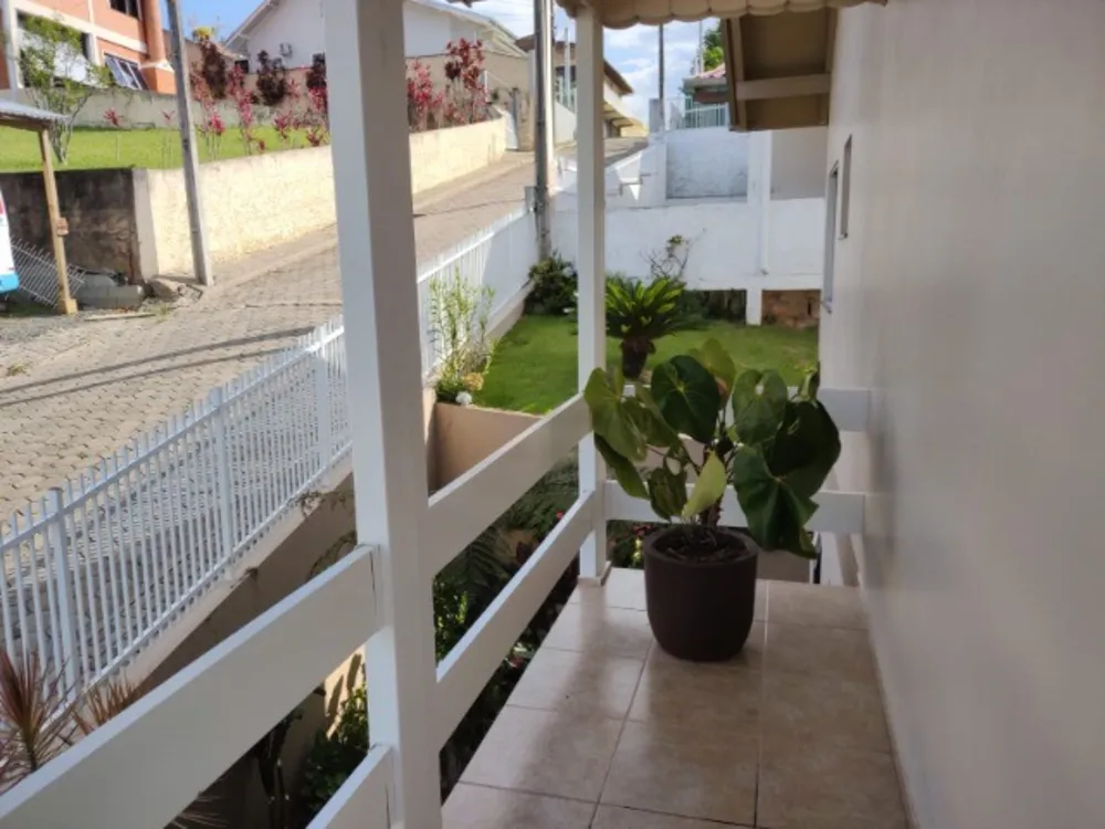 Sobrado, 5 quartos, 460 m² - Foto 1