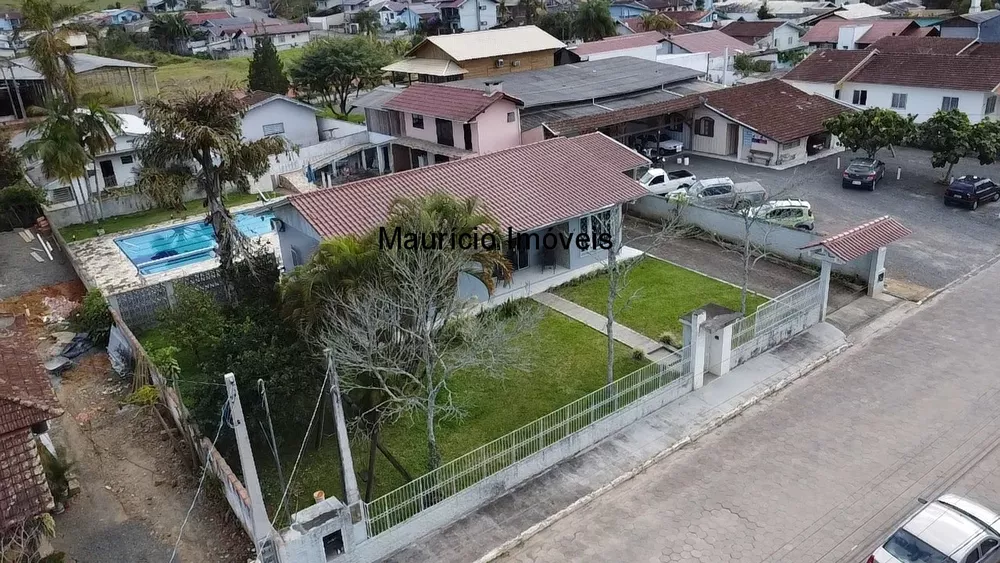 Casa, 3 quartos, 300 m² - Foto 1