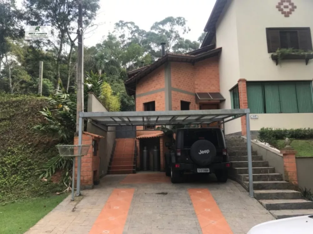 Casa de Condomínio à venda com 3 quartos, 600m² - Foto 2