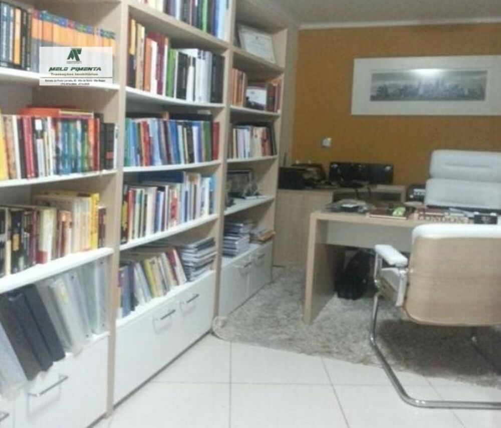 Sobrado à venda com 3 quartos, 190m² - Foto 1