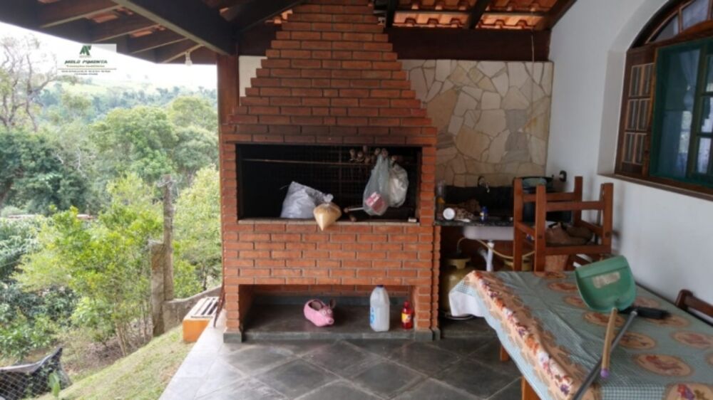 Chácara à venda com 2 quartos, 2100m² - Foto 4