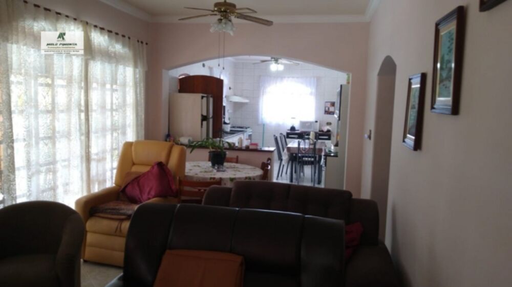 Chácara à venda com 2 quartos, 2100m² - Foto 3