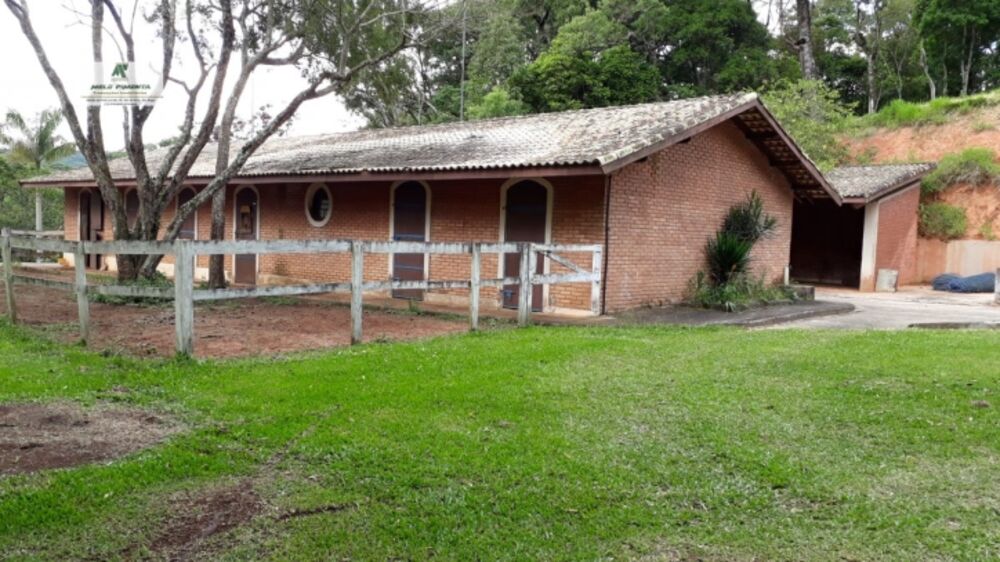 Chácara à venda com 5 quartos, 121000m² - Foto 4