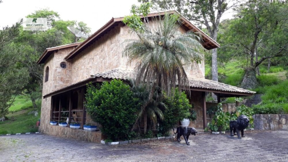 Chácara à venda com 5 quartos, 121000m² - Foto 1