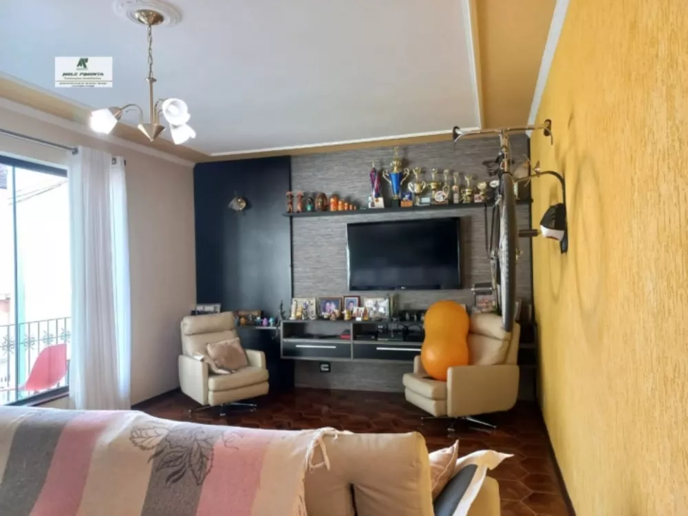 Casa à venda com 3 quartos, 330m² - Foto 3