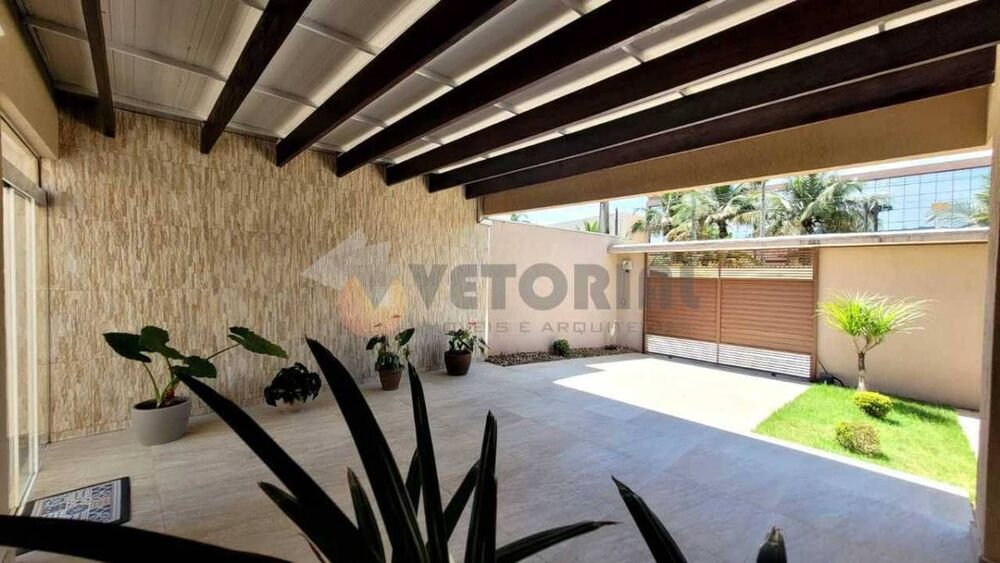 Casa à venda com 2 quartos, 122m² - Foto 1