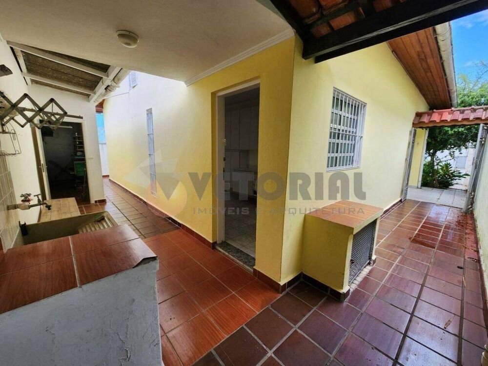 Casa à venda com 2 quartos, 96m² - Foto 8
