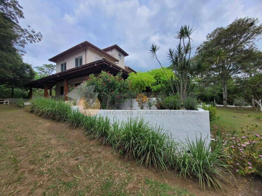 Chácara à venda com 5 quartos, 500m² - Foto 1