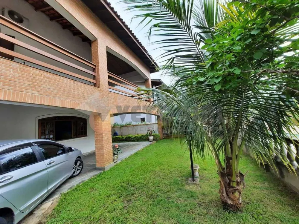 Sobrado, 4 quartos, 390 m² - Foto 2
