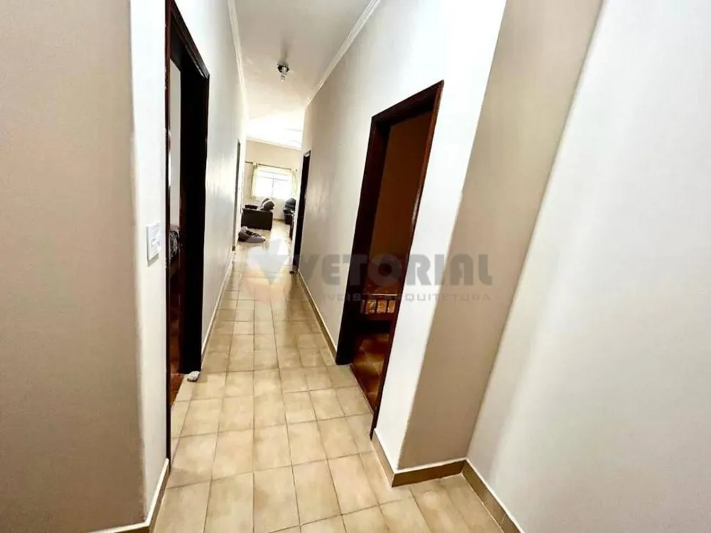 Casa, 4 quartos, 240 m² - Foto 8