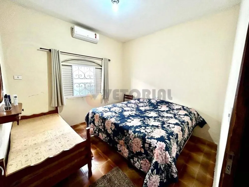 Casa, 4 quartos, 240 m² - Foto 10