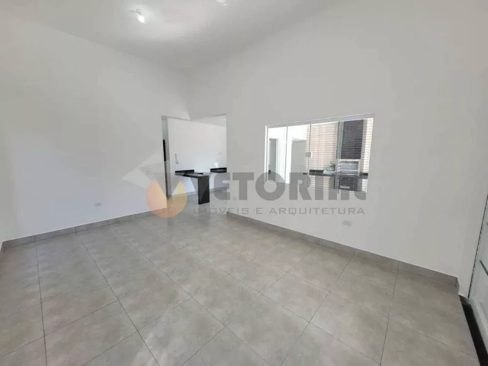 Casa à venda com 3 quartos, 170m² - Foto 7