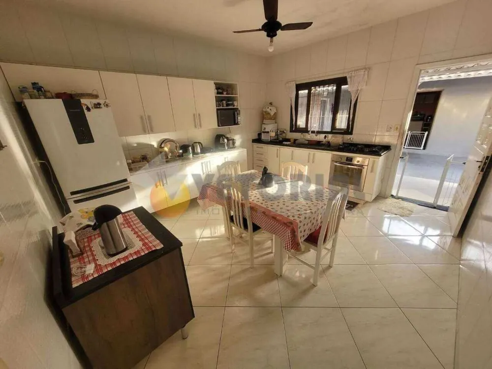 Casa, 3 quartos, 293 m² - Foto 8