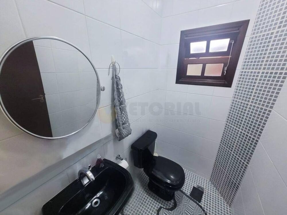 Casa de Condomínio à venda com 3 quartos, 115m² - Foto 2