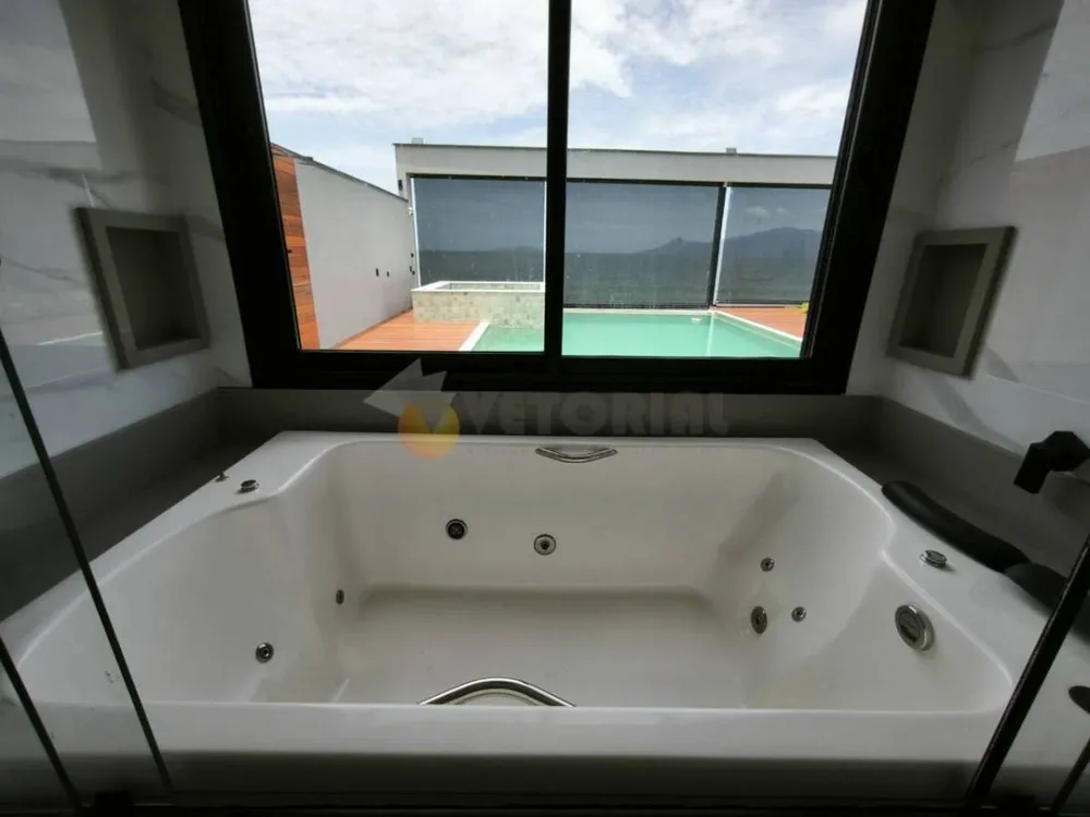 Casa, 3 quartos, 236 m² - Foto 4