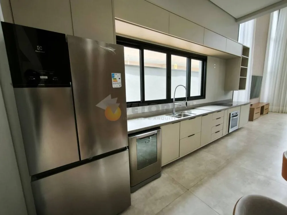 Casa, 3 quartos, 236 m² - Foto 1