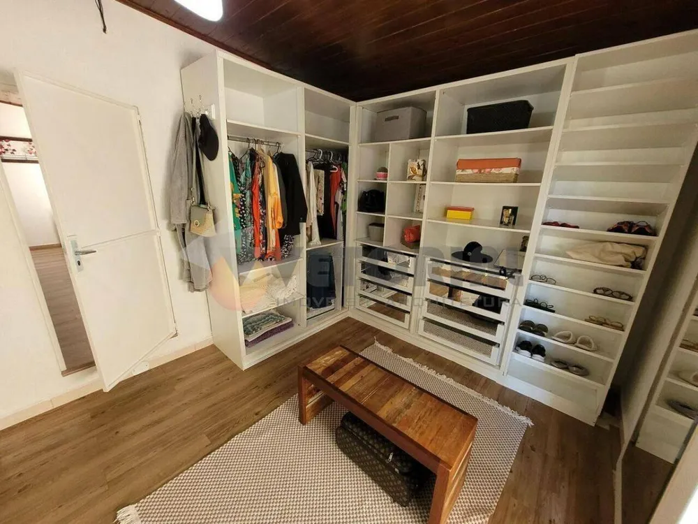 Sobrado, 6 quartos, 450 m² - Foto 4