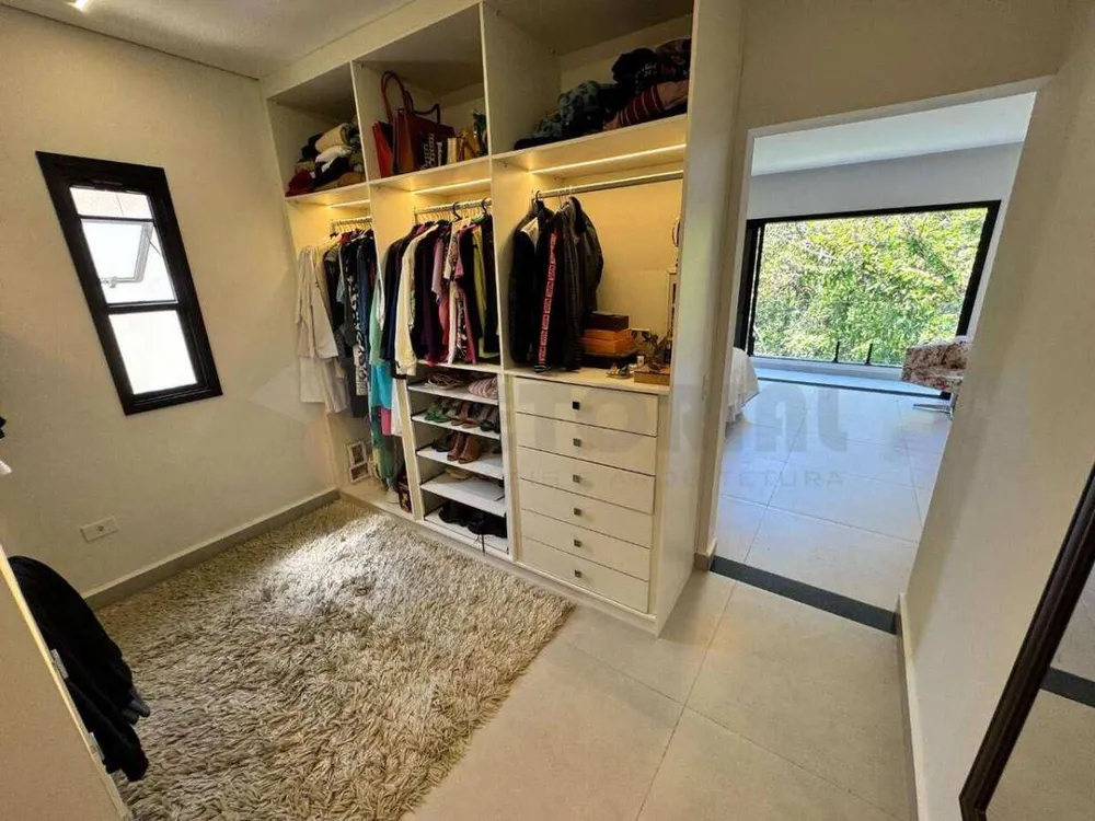 Apartamento, 3 quartos, 242 m² - Foto 13