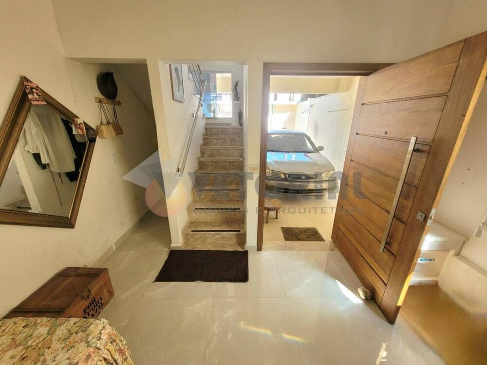 Sobrado à venda com 3 quartos, 140m² - Foto 2