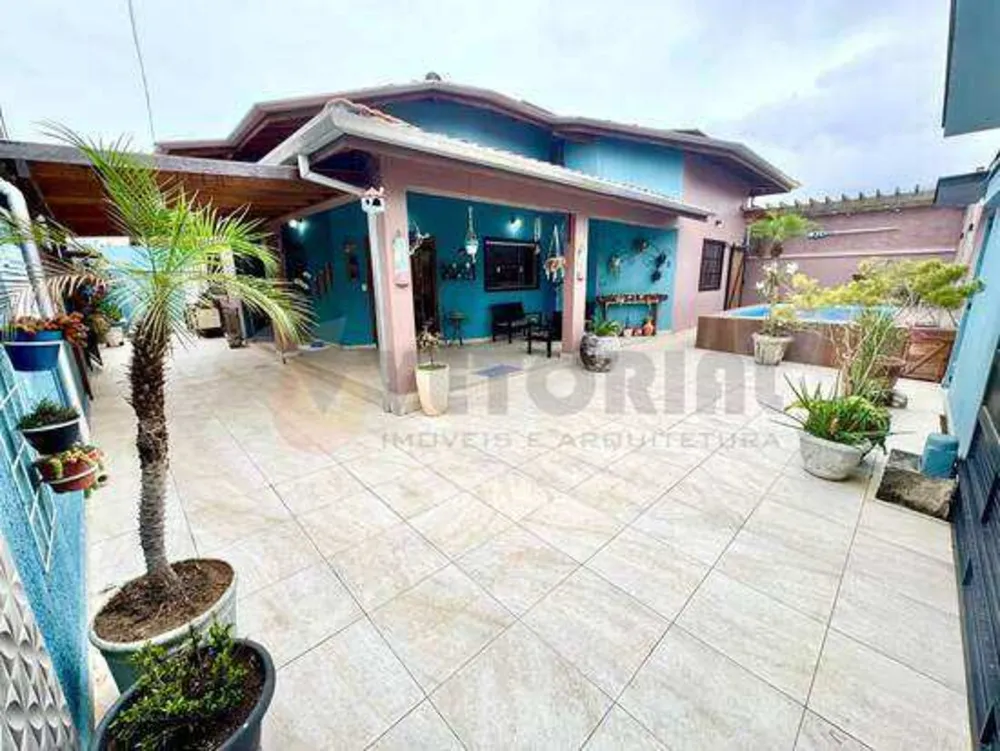 Casa, 3 quartos, 193 m² - Foto 2