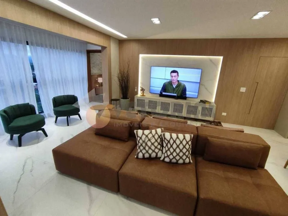 Apartamento, 3 quartos, 140 m² - Foto 1