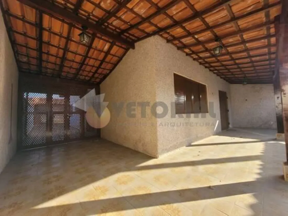 Casa, 3 quartos, 168 m² - Foto 2