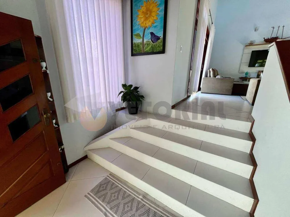 Sobrado, 3 quartos, 272 m² - Foto 2