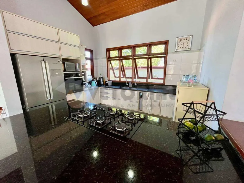 Sobrado, 3 quartos, 272 m² - Foto 6