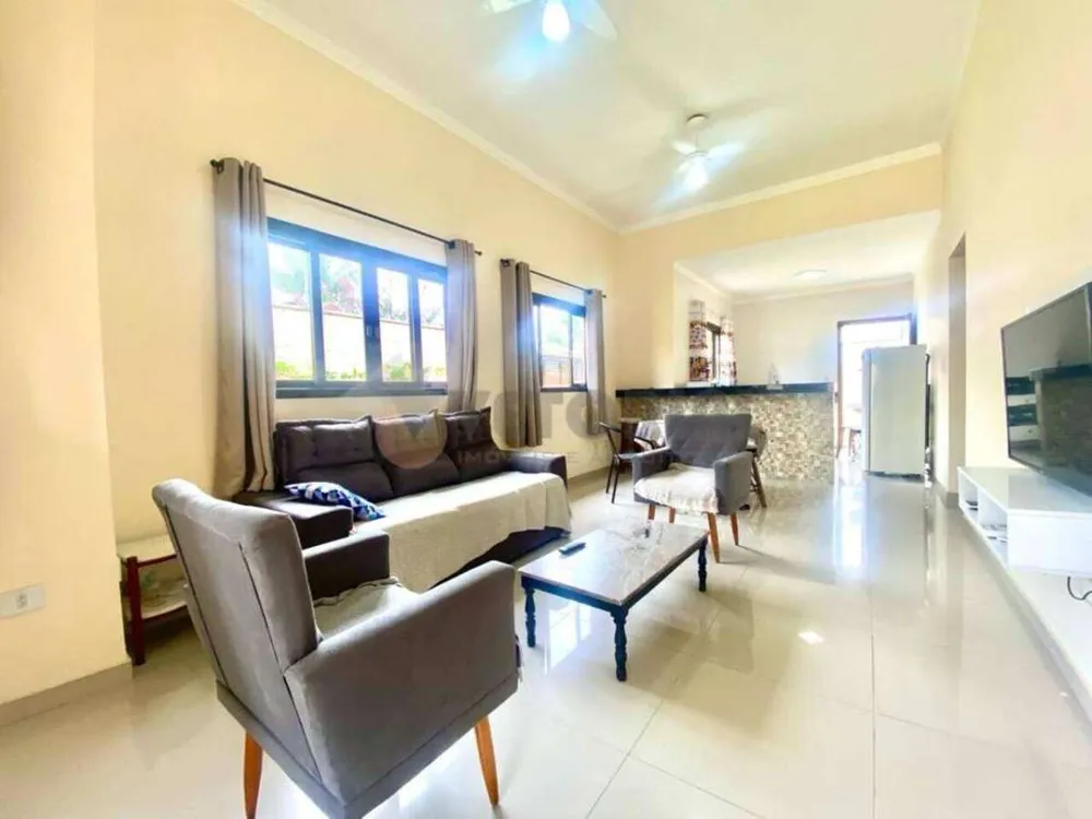 Casa, 3 quartos, 86 m² - Foto 1