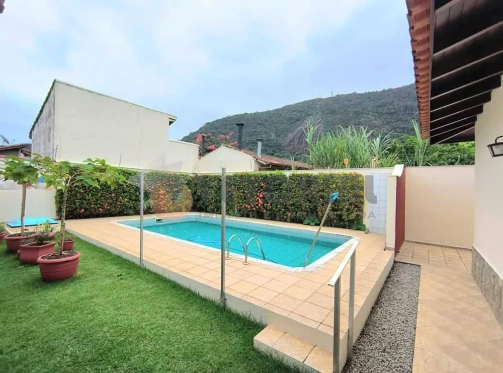 Casa, 4 quartos, 266 m² - Foto 9