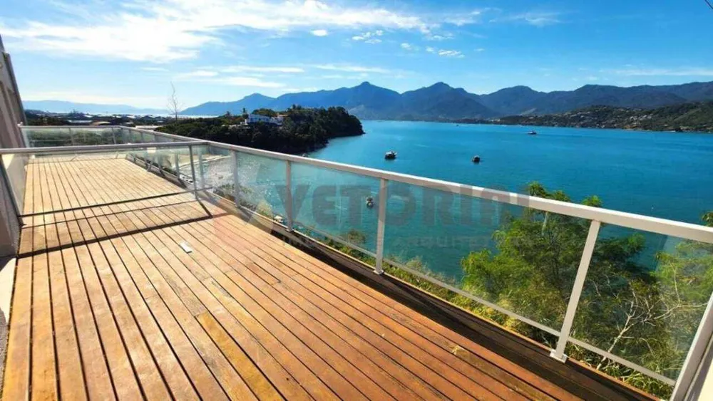 Casa, 3 quartos, 324 m² - Foto 1