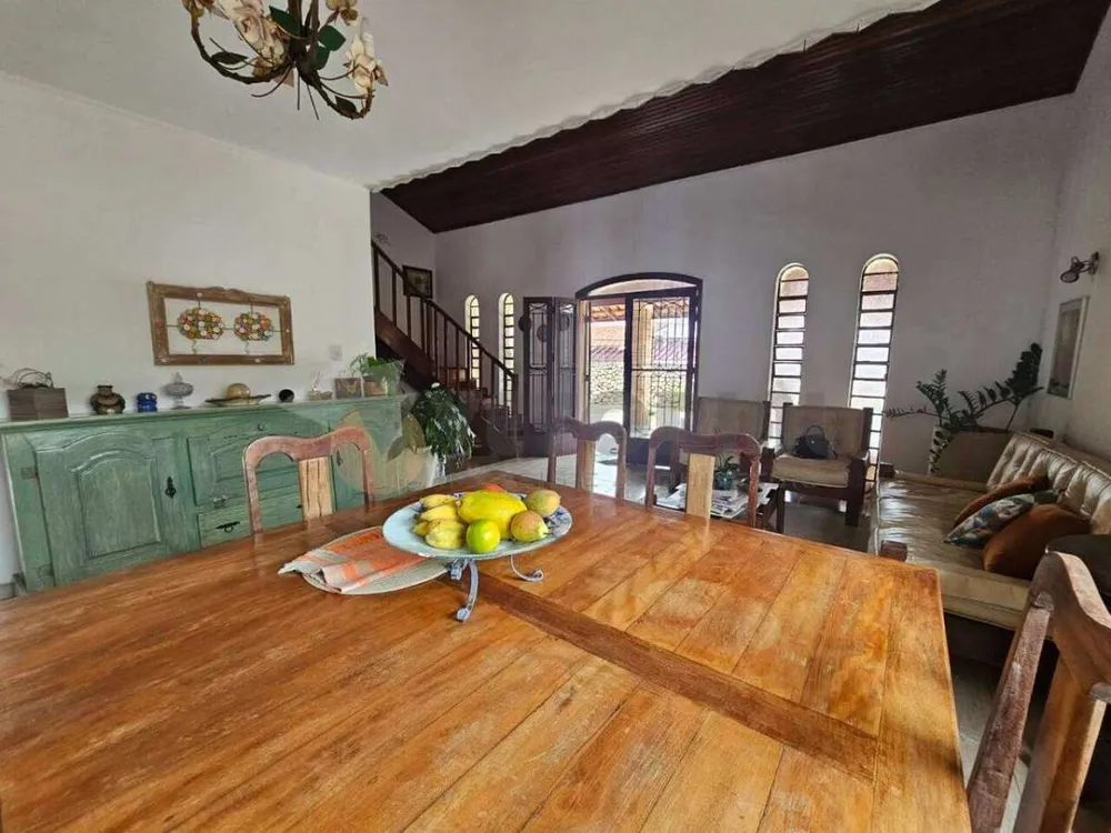 Casa, 5 quartos, 290 m² - Foto 2