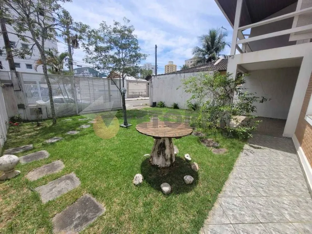 Sobrado, 4 quartos, 270 m² - Foto 2