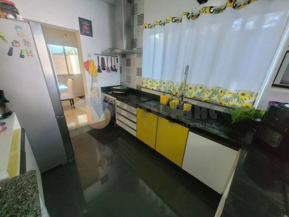 Sobrado, 3 quartos, 250 m² - Foto 8