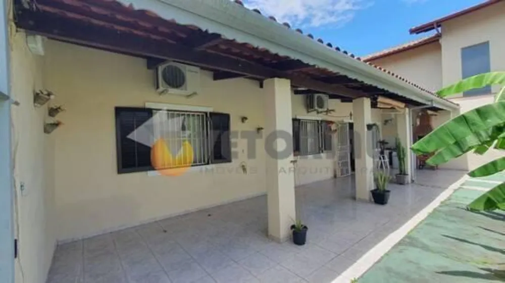 Casa, 3 quartos, 142 m² - Foto 4