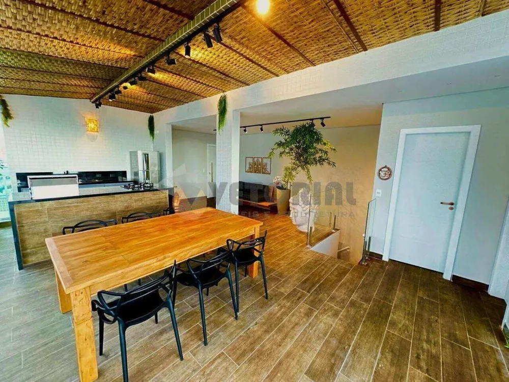 Cobertura, 3 quartos, 197 m² - Foto 5