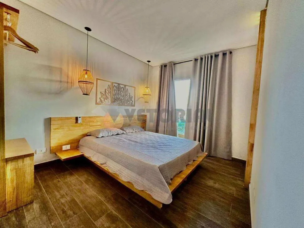 Cobertura, 3 quartos, 197 m² - Foto 4