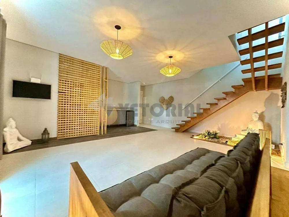 Cobertura, 3 quartos, 197 m² - Foto 2