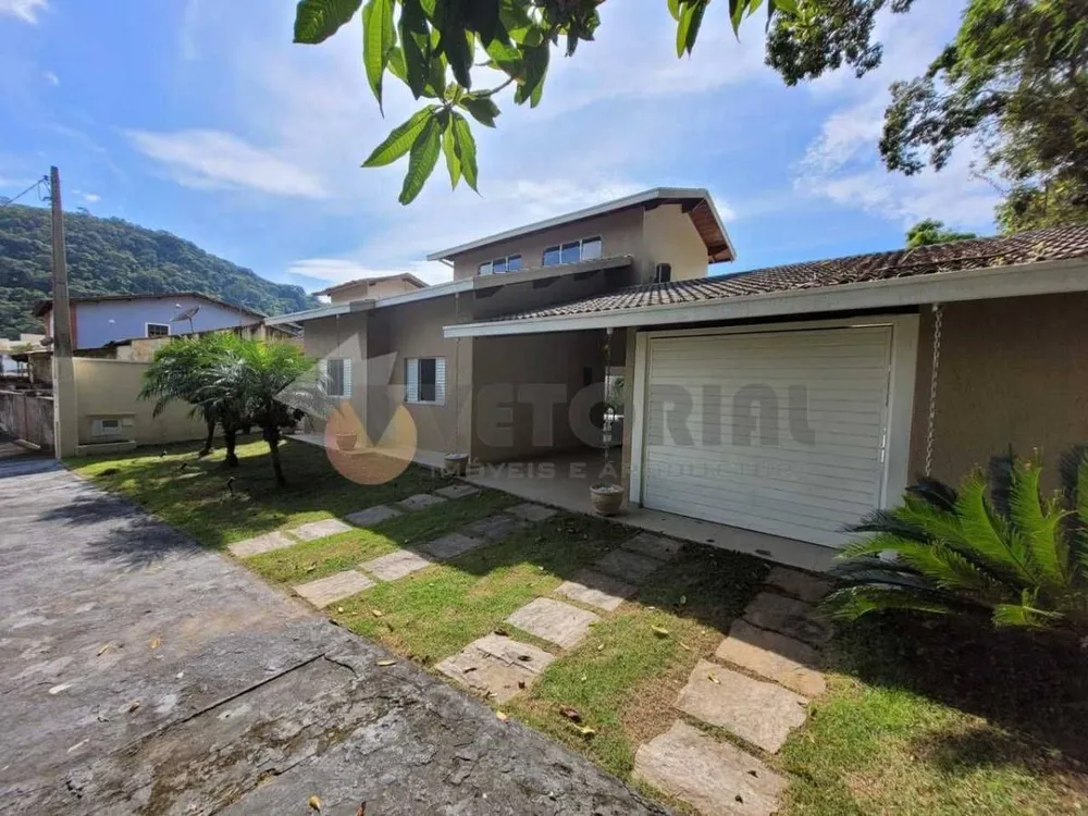 Casa, 3 quartos, 300 m² - Foto 1