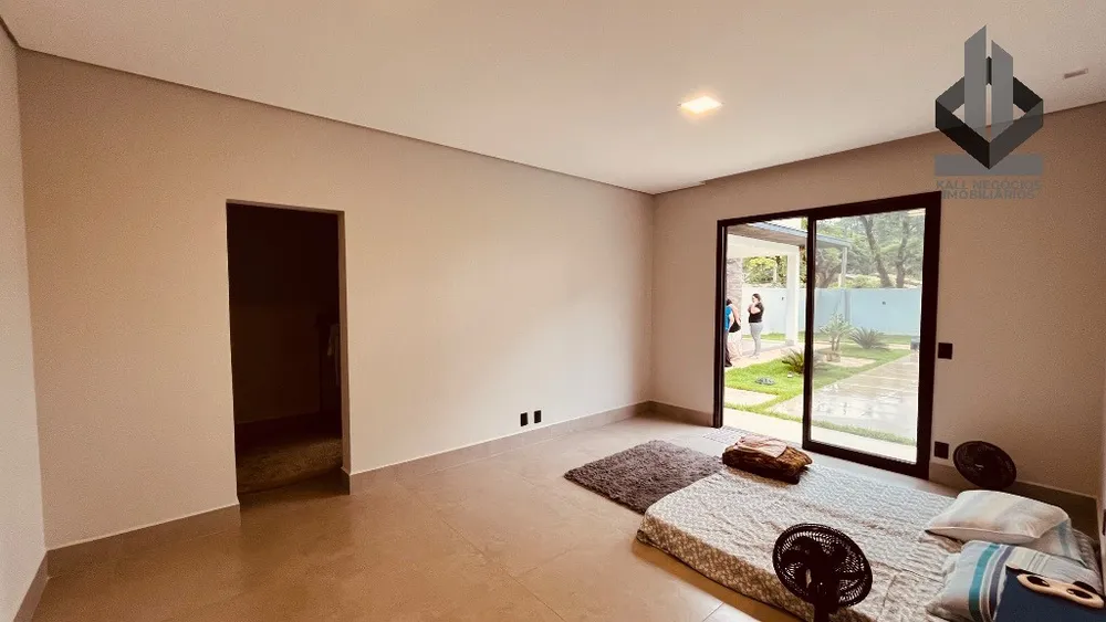 Chácara, 3 quartos, 1031 m² - Foto 8