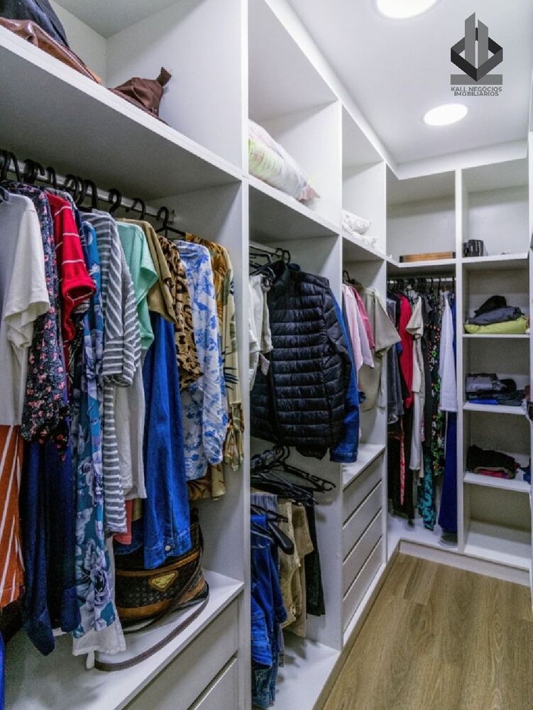 Casa, 3 quartos, 182 m² - Foto 1