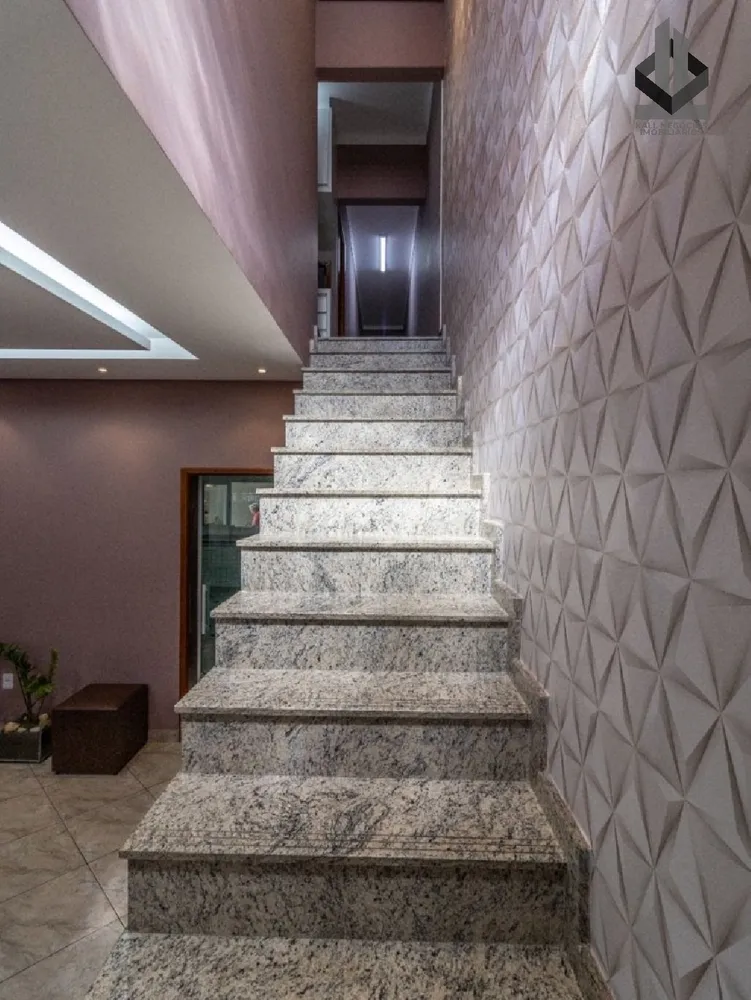 Casa, 3 quartos, 182 m² - Foto 4