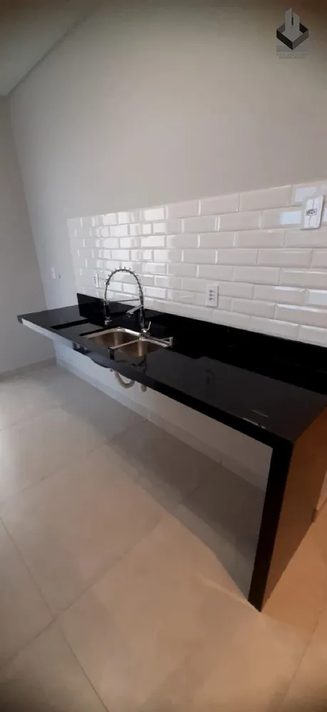 Casa, 3 quartos, 177 m² - Foto 2