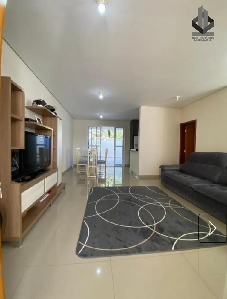 Casa, 3 quartos - Foto 1