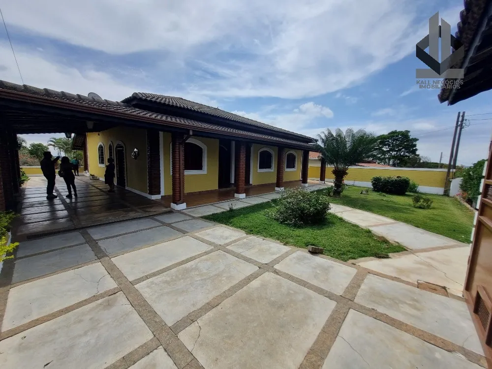 Chácara, 4 quartos, 1020 m² - Foto 1